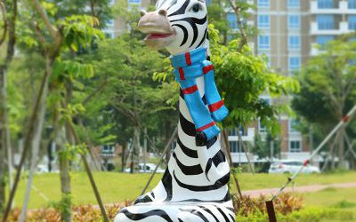 售樓部擺放卡通斑馬玻璃鋼動物座椅