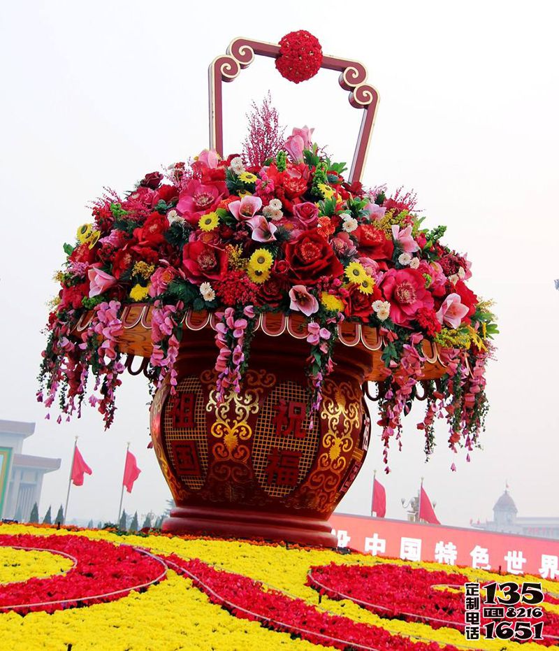 景區玻璃鋼彩繪仿真花朵大花籃雕塑 景區玻璃鋼彩繪仿真花朵大花籃雕塑
