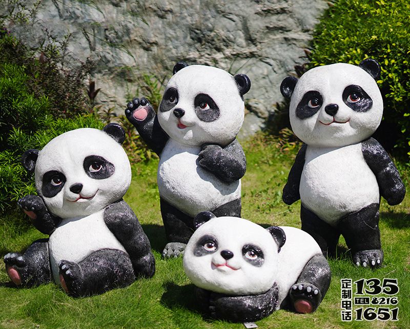別墅景區(qū)玻璃鋼仿真卡通可愛(ài)熊貓雕塑 別墅景區(qū)玻璃鋼仿真卡通可愛(ài)熊貓雕塑
