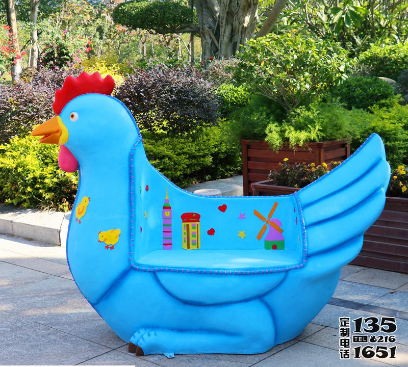 游樂場創(chuàng)意玻璃鋼彩繪卡通雞座椅雕塑 游樂場創(chuàng)意玻璃鋼彩繪卡通雞座椅雕塑