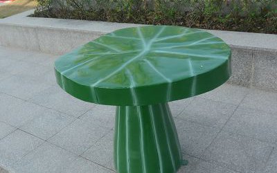 公園創意玻璃鋼荷葉桌雕塑