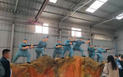 玻璃鋼仿真抗戰英雄人物雕塑