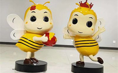 景區創意玻璃鋼彩繪蜜蜂雕塑