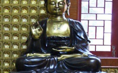 寺廟供奉神佛玻璃鋼彩繪如來(lái)佛祖雕塑