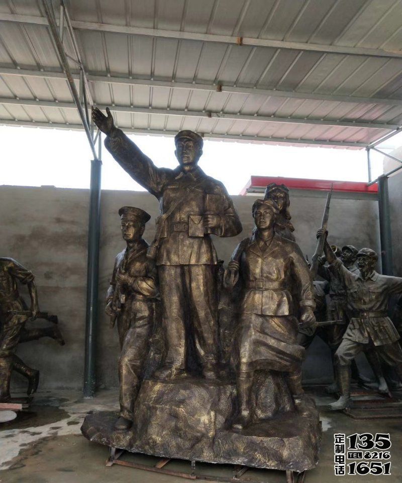 公園景區玻璃鋼仿銅揮手的八路軍雕塑 公園景區玻璃鋼仿銅揮手的八路軍雕塑
