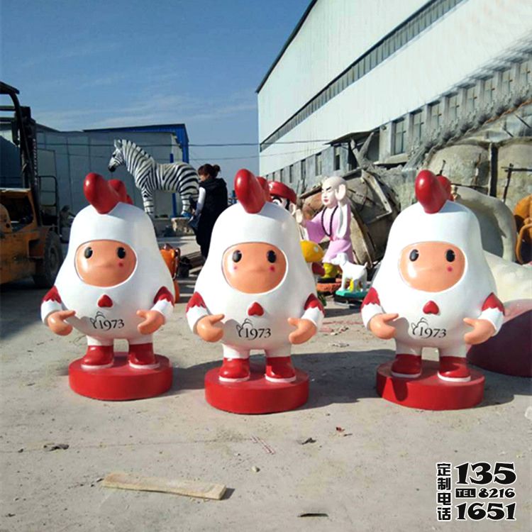 商場創(chuàng)意玻璃鋼卡通公仔雞雕塑 商場創(chuàng)意玻璃鋼卡通公仔雞雕塑