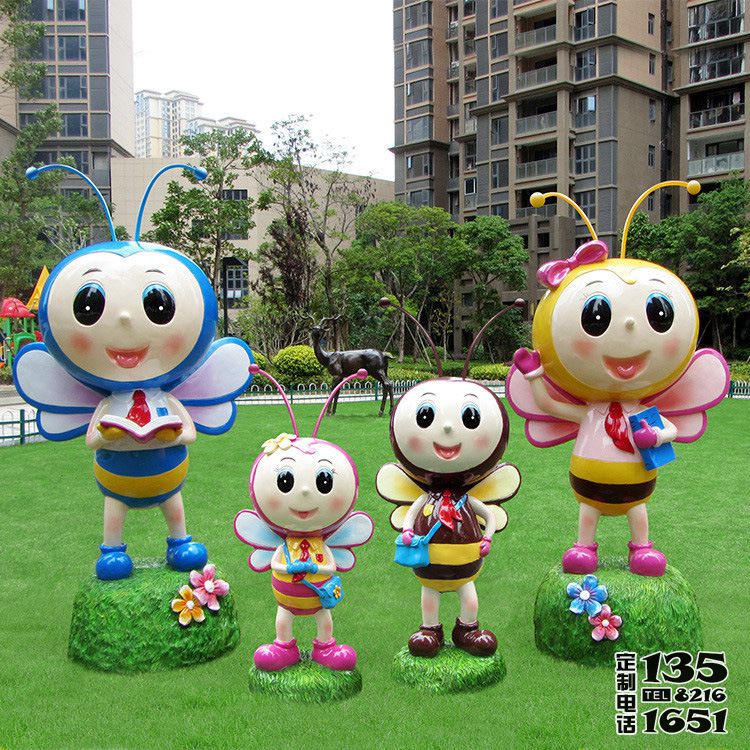 別墅小區(qū)玻璃鋼卡通蜜蜂雕塑 別墅小區(qū)玻璃鋼卡通蜜蜂雕塑