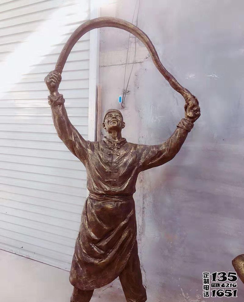 景區(qū)街邊拉面人物戶外擺件玻璃鋼仿銅人物雕塑 景區(qū)街邊拉面人物戶外擺件玻璃鋼仿銅人物雕塑